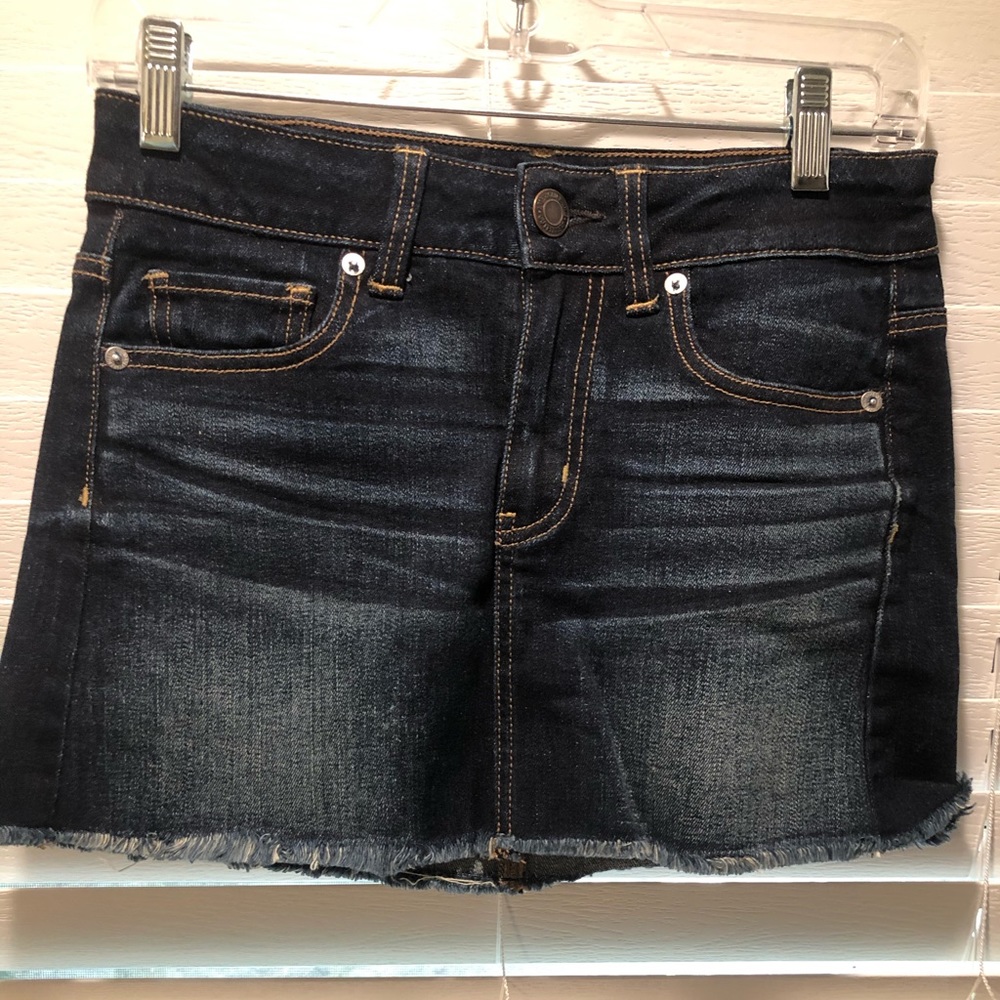 American eagle stretch skirt size 0 dark blue